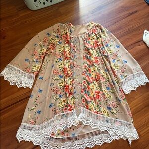 Floral Lace Trim Women's Top